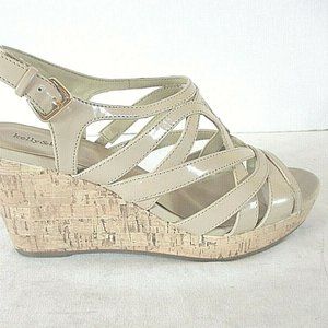 Kelly & Katie Beige Slingback Strappy Wedge Sandal Shoes Womens 9 (SW22)pm1